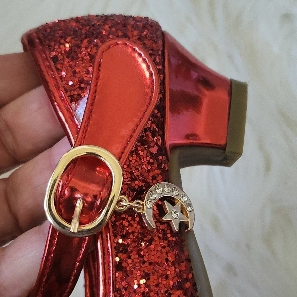 Jiaduowang Red Glitter and Rhinestone Rounded Toe Little Girl Heeled Sho…